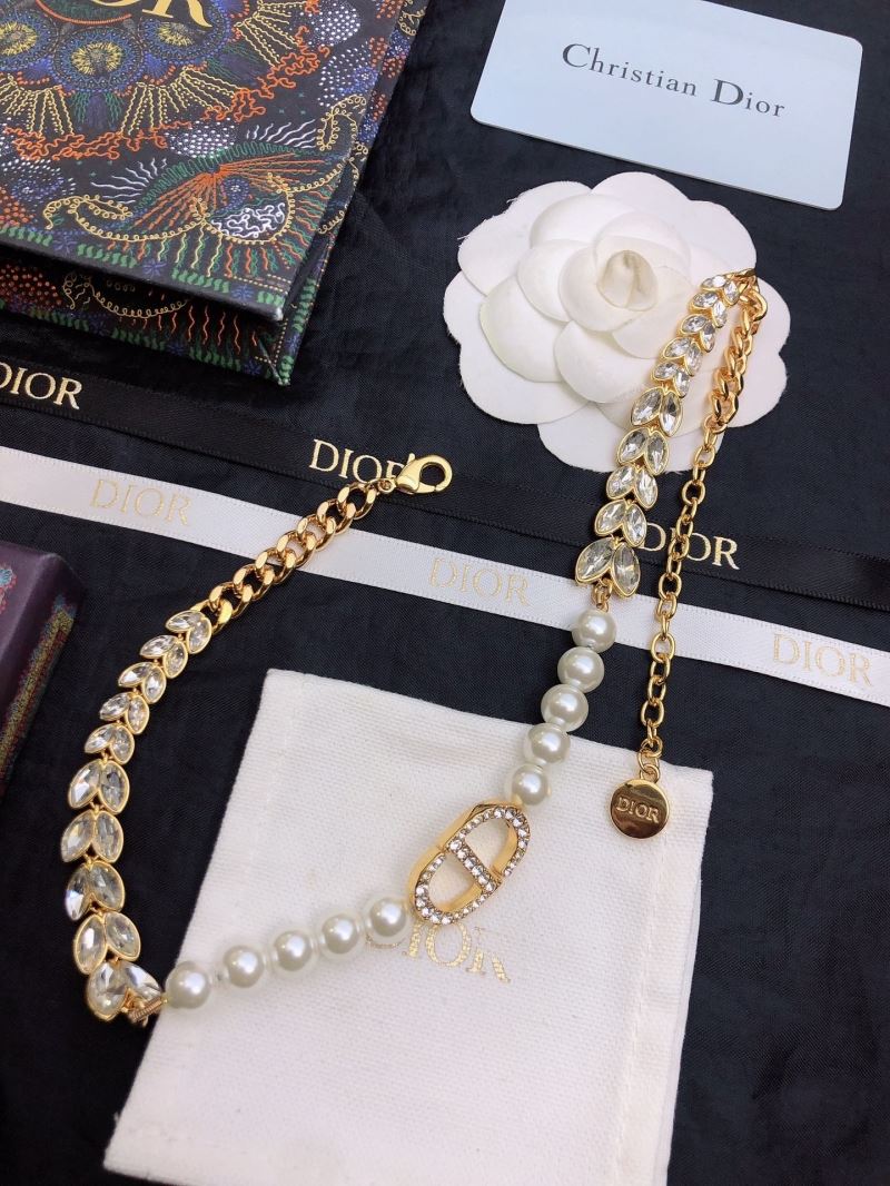 chr1st1an D10r necklaces